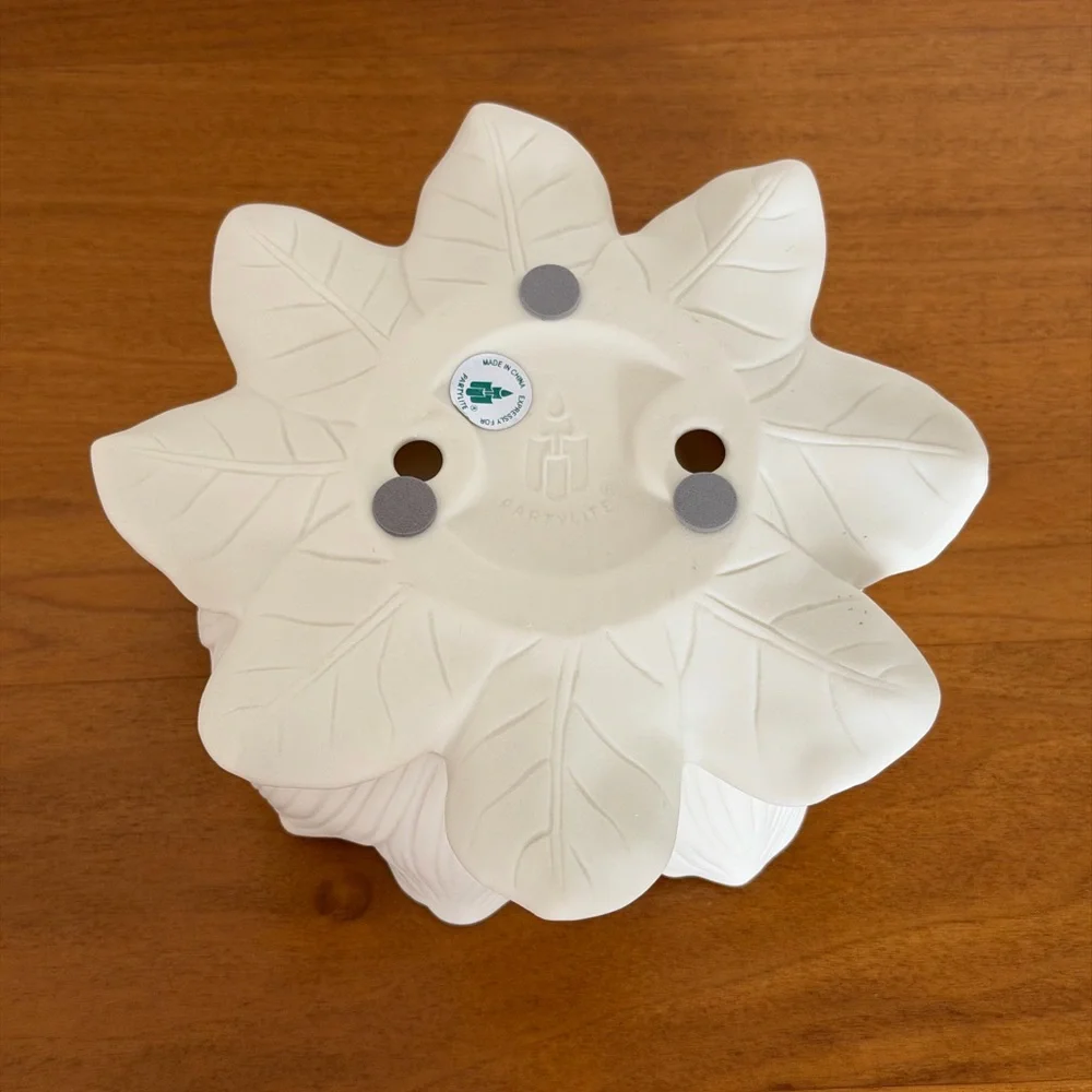 🕯️ PartyLite Vintage Magnolia Lotus Blossom Ivory Floral Candle Holder